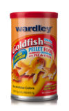 Small floating pellet food for goldfish in tanks, Hartz SKU 4332400591