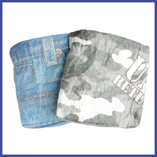 Hartz male wraps for dogs come in two fun designs.